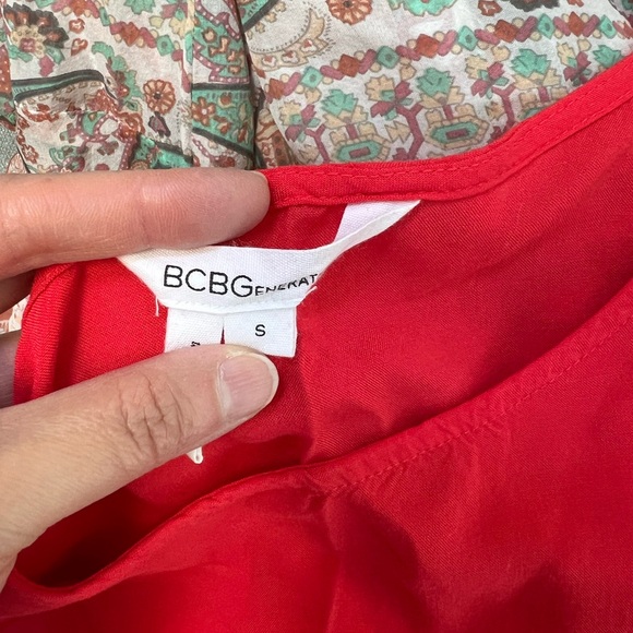 BCBGENERATION Red Flutter Ruffle Sleeve Dress - Size S - Great Condition - Picture 4 of 5